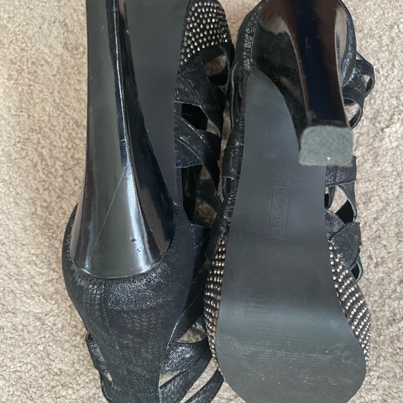 Black studded Steve by Steve Madden sandals - Picture 7 of 7